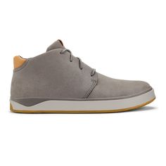 Papakū ‘Ili provides the perfect balance between the styling of a boot and the comfort of a lifestyle sneaker. Made with durable, waterproof leather, this chukka boot is a staple for the Fall/Winter season. Step into the quilted lining and cruise through your day in next-level style and comfort. It’s a classic in every way. Key Features: Waterproof Leather: Keeps your feet dry and comfortable in wet conditions. Quilted Lining: Provides cozy warmth and next-level comfort. Chukka Boot Silhouette: Sport Slippers, Waterproof Leather Boots, Leather Chukka Boots, Mens Boots Casual, Chukka Boots Men, Men's Shoes Accessories, Chukka Boot, Girls Sandals, Slipper Boots