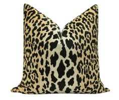 Leopard Velvet Pillow COVER ONLY Leopard Print Jamil - Etsy Cheetah Pillow, Animal Print Pillows, Tufted Bed, Cheetah Animal, Velvet Collection, Little Designs, Velvet Pillow, Velvet Pillow Covers, Perfect Pillow