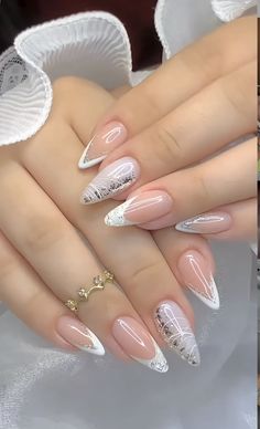 Art Deco Nails, Gel Nail Art Designs, Fancy Nails Designs, Stylish Nails Designs, White Nail Designs, White Nail, Classy Nails, Fancy Nails, Chic Nails