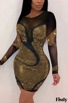 Fisdy - Elegante Vestido de Manga Larga con Parches Dorados y Cuello en O con un Toque de Moda Sheer Mesh Bodycon Dress, Vogue Dress, Dress Sleeve Styles, Ankle Length Dress, Sheer Fashion, Bodycon Dress Parties, Hip Dress, Polyester Dress, Gold Fashion