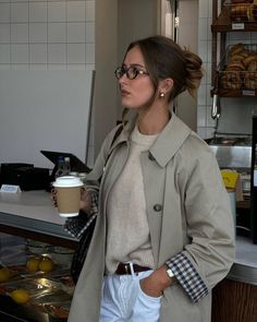 Kezia Cook, Office Casual Outfit, Sophisticated Outfits, Paris Outfits, Neutral Outfit, Dress For Success, Winter 2024, Fall Looks, Fall Winter Outfits