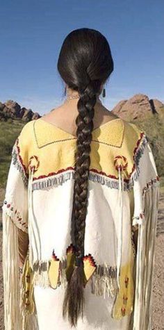 Native American Hairstyles, Julie Flett, Native American Braids, Native American Hair, American Indian Girl, Hair Motivation, Native American Woman, Native American Clothing, Native American Pictures