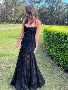 Prom Dress House Of Cb, Grad Dinner Dress, Black Prom Dress Flowers, Black Lace Dress Prom, Spring Prom Dresses, Embroidered Prom Dress, Dream Prom Dress, Deb Dresses