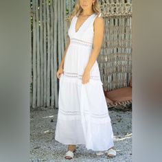 Perfect Dress For A Beach Day/ Dinner By The Water/ Night Out, 100% Cotton! Breezy V-neck Maxi Dress For Poolside, Casual Flowy Dress For Beach Wedding, Unlined V-neck Maxi Dress For Beach, Casual Summer Dresses For Beach Wedding, Casual Summer Beach Wedding Dress, Breezy V-neck Poolside Dress, Summer Beach Dress For Day Out, Unlined, White Sundress For Poolside Spring Events, Breezy Beach Dress For Beach Wedding In Spring