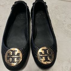 Like New. 7.5 Flat Color, Tory Burch Shoes, Loafer Flats, Flat Shoes Women, Tory Burch, Like New, Loafers, Size 7, Women Shoes