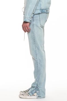 Fitted Flare Jeans In Faded Rigid Denim, Classic Denim Flare Jeans For Streetwear, Streetwear Flare Jeans With Straight Hem, Interstellar, Denim Jean, Rivets, Snap Button, Stretch Denim, Levi Jeans