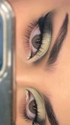 Maquillage On Fleek, Elegantes Makeup, Mekap Mata, Prom Eye Makeup, Eye Makeup Pictures, Smink Inspiration, Green Makeup, Eye Makeup Designs, Dope Makeup