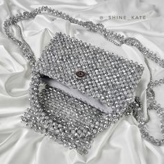 Для заказа 📲 INST _shine_kate Pearls Bag, Bead Bag, Bag Diy, Beaded Crafts