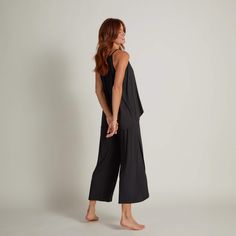 Faceplant Bamboo Tulip Pant The swish and sway of the crossover Tulip pants and shorts lends elegance to our coziest pajama bottoms ever. Elastic waistline for comfort and ease. Made from our signature Faceplant Bamboo blend, this collection inspires fluid movement. Dance. Play. Dream. In The Tulip you’ll look as good as you feel. Complete your look with the Tulip Tank Tulip Pants, Fluid Movement, Weekend Work, Cozy Pajamas, Soft Pajamas, Mens Loungewear, Lounge Dress, Fine Yarn, Pajama Bottoms