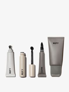 Your new morning routine with REFY Everyday Essentials: clear lip gloss, brow tint, face primer & lip buff for the ultimate no-make-up look in 5 minutes. Girl Essentials, Estilo Ivy, Brow Tint, Clear Lip Gloss, Glow Skin, Makeup Needs, Pretty Skin Care, Makeup Items, Face Primer