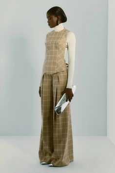 Del Core Pre-Fall 2024 Fashion Show | Vogue Del Core 2024, Runway Fall 2024, Pre Fall 2024, Dramatic Ethereal, Vogue 2024, Aw 2024, Del Core, Black Pantsuit, Strapless Evening Dress