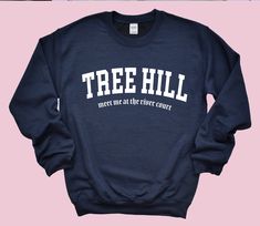 50% COTTON 50% POLY Unisex Sizing - Size down for fitted, true to size for normal, relaxed fit, size up for oversized. This sweatshirt is made just for you ♥ Please allow 5-7 business days for production. One Tree Hill Shirt Ideas, Summer Vintage Aesthetic, One Tree Hill Shirts, Tv Gift, Elle Woods, Tree Hill, One Tree Hill, Summer Vintage, Trendy Tee