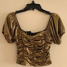 New. Metallic Gold Crop Top. Trendy Fitted Gold Top, Trendy Gold Fitted Top, Fitted Gold Crop Top For Spring, Trendy Tops For Date Night And Party Season, Gold Tops For Date Night And Party Season, Trendy Gold Summer Tops, Trendy Gold Top For Spring, Trendy Gold Tops For Spring, Trendy Gold Tops For Summer