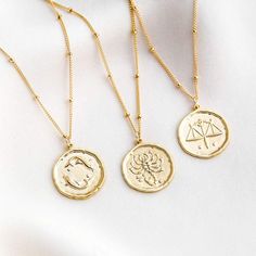 Zodiac Coin Necklace | Simple & Dainty Scorpio Gemini, Libra Pendant, Brass Jewellery, Dainty Necklaces, Detailed Necklace, Baroque Pearl Necklace, Zodiac Necklaces, Birthstone Charms, Cool Necklaces