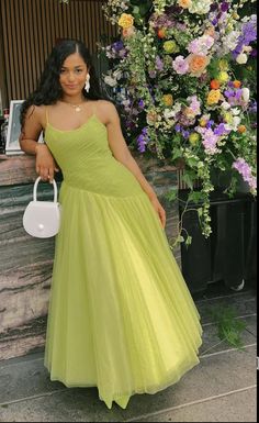 Shades Of Green Outfits For Women, Muslim Evening Dresses, Ballerina Tutu, Formal Prom Dress, Green Tulle, Fancy Gowns, Classy Casual Outfits, Women's Evening Dresses