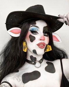 Cowgirl Makeup, Pretty Halloween Makeup, Creepy Halloween Makeup, Halloween Coustumes, Hot Halloween Outfits, Halloween Makeup Pretty