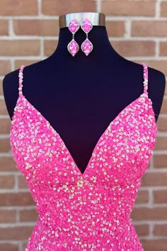 Spaghetti Straps Pink Sequins Short Homecoming Dress with Criss Cross BackSpaghetti Straps Pink Sequins Short Homecoming Dress with Criss Cross Back Hot Pink Homecoming Dresses, Hot Pink Homecoming, Pink Homecoming Dresses, Prom Dress Pictures, Dark Red Dresses, Pink Homecoming, Red Dresses Classy, Light Blue Dresses, Cute Prom Dresses