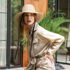 Step into style with the ultra-chic Riri Jute woven sun hat. Whether you're lounging by the beach or exploring a sunny savanna, this hat provides complete sun protection while keeping you fashion-forward. Dimension: 13" W x 13" D x 8" H Composition: 100% Natural Jute, lined with 100% Linen fabricNude linen strap Crafted in Bali with a touch of Californian flair. Work Smart Not Hard, Laptop Tote Bag, Vegan Leather Bag, By The Beach, Natural Jute, Woven Bag, Hair Styling, Sun Hat, Straw Hat