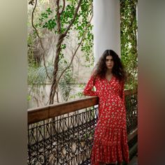 Bnwt Zara Red Floral Dress Long Sleeve Sinch Waist New With Tags Xs Zara Red Floral Print Midi Dress, Zara Bohemian Red Midi Dress, Zara Red Bohemian Dress, Zara Red Maxi Dress, Zara Clothes, Zara Embroidered Dress, Floral Dress Long Sleeve, Floral Dress Long, Tulle Dress Long