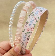 Step into the elegance of the Regency era with our charming Bridgerton 3pc Hairband! This delightful accessory features delicate ribbons, capturing the romantic essence of a Bridgerton garden party. Perfect for adding a touch of vintage charm to your summer wardrobe, this hairband is both cute and summery, making it ideal for tea parties, garden gatherings, or a leisurely stroll in the park. The comfortable, lightweight design ensures it stays in place while keeping you cool and stylish. Embrace Bridgerton Tea Party, Style Headband, Ruffles Fashion, Estilo Boho, Hair Accessories Headbands, Vintage Charms, Garden Party, Faux Pearl, Tea Party