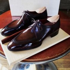 Patent Leather Dress, Leather Formal Shoes, Bespoke Shoes, Brown Oxfords, Best Shoes For Men, Oxford Dress Shoes, Oxford Shoes Men, Occasion Shoes, Brogue Shoes