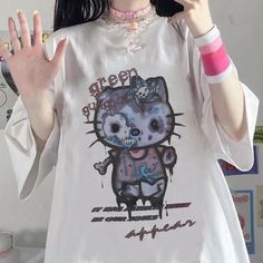 Harajuku Aesthetic, Casual Tshirt, Fashion Y2k, Aesthetic T Shirts, Y2k Aesthetic Outfits, Shirts Women Fashion, Aesthetic Black, Cat Graphic, Tops Casual