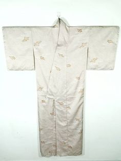 "Japanese Kimono Robe Brown Floral Kimono Dress | Floral Kimono | Kimono Cardigan | Long Kimono Robe | Yukata kimono Please check the measurements we have provided to ensure a proper fit. ▪️ MEASUREMENTS ▪️ Width (shoulder seam to shoulder seam): 23.5\" Inches. Length (from base of collar to bottom): 63\" Inches. End Sleeve to End Sleeve : 51\" Inches Good Condition. Please enlarge the photos to get clear image. All measurements are taken with the garment flat on the ground. Customs Tax or Fees Traditional Fitted Kimono With Kimono Sleeves, Beige Embroidered Kimono With Kimono Sleeves, Traditional Beige Kimono For Spring, Traditional Cream Long Sleeve Kimono, Traditional Beige Cotton Kimono, Traditional Long Sleeve Cream Kimono, Traditional Beige Long Sleeve Kimono, Traditional Long Sleeve Beige Kimono, Gilet Kimono