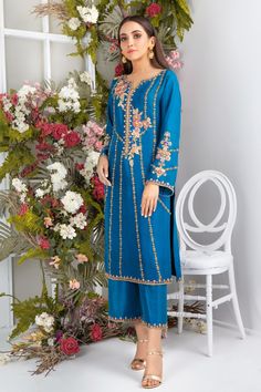 Pakistani Designer Online | Sarosh Salman | Luxury Pret & Wedding Wear Sharara Suit Design, Naruto Fashion, Elegant Women Dresses, Eastern Dresses, Indian Suit, Fall Fashion Dresses, Pakistani Formal Dresses, Luxury Pret, Designer Outfit