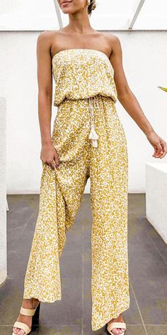 JUMPSUITS FOR WOMEN. Jumpsuits and playsuits are effortless, chic and fun - an all-in-one outfit that works for a variety of casual and formal occasions. Summer Jumpsuit Outfit, Honeymoon Wardrobe, Tactical Style, Summer Jumpsuits, Tactical Accessories, Cheap Clothing, Jumpsuit Elegant, Maxi Dresses Casual