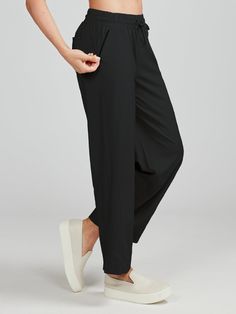 The Weekend Wide Leg Pant is your go-to choice for laid-back days. Crafted from lightweight fabric, it offers optimal comfort and freedom of movement. Its wide leg design ensures a relaxed fit, making it perfect for casual outings and leisurely strolls. With its versatility and effortless style, it's an essential addition to your wardrobe. It's also available with a shorter 22" inseam. Comfortable Relaxed Fit Ankle-length Yoga Pants, Versatile Straight Leg Yoga Pants, Casual Full Length Yoga Pants With 4-way Stretch, Casual Full Length 4-way Stretch Yoga Pants, Sporty Relaxed Fit Wide Leg Harem Pants, Sporty Wide Leg Relaxed Fit Harem Pants, Versatile Full-length Relaxed Fit Sweatpants, Casual Comfort Stretch Full-length Pants, Casual Full-length Comfort Stretch Pants