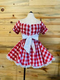 Cotton gingham vintage style mini dress. Retro Fitted Mini Length Plaid Dress, Retro Fitted Mini Plaid Dress, Retro Fitted Plaid Mini Dress, Vintage Mini Dress For Picnic, Vintage Plaid Mini Dress For Summer, Fitted Gingham Plaid Mini Dress, Retro Gingham Mini Dress, Fitted Mini-length Plaid Dress For Picnic, Retro Gingham Dress For Picnic