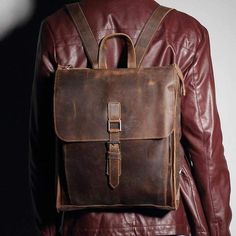 Smith Vintage Leather Backpack is crafted in an old-fashioned, preppy school bag style. This dark brown leather backpack is made of high-quality genuine leather, giving it a unique vintage look. With many compartments, this cool vintage backpack fits a 15-inch laptop and can carry everything you need for your everyday use in an orderly fashion. The Smith vintage leather backpack would be great as a laptop bag for school, college, work and everyday use. Preppy School Bag, Mens Backpacks, Backpack Japanese, Leather Shoulder Bag Men, Vintage Leather Backpack, Leather Backpack For Men, Bag For School, Brown Leather Backpack, Vintage Backpacks