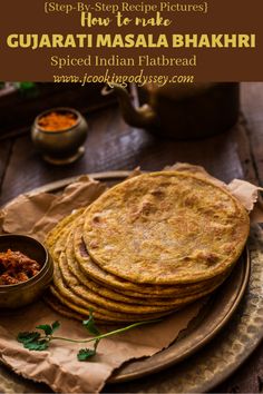 Gujarati Masala Bhakhri-is a popular Gujarati breakfast bread made using wholewheat flour and basic spices. This recipe is easy, quick ,vegan and so delicious! Gujarati Breakfast, Quick Vegan, Breakfast Bread, Indian Breakfast, Breakfast Breads, Family Friendly Meals, So Delicious, Flatbread, International Recipes