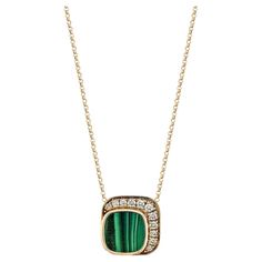 This Malachite Pendant is a stunning piece featuring a cushion-shaped, brilliant green malachite gemstone framed by a halo of glittering diamonds. The diamonds add a radiant shine and enhance the natural beauty of the pendant, creating a tasteful combination of color and sparkle. Crafted in 18-karat gold, this pendant adds elegance to your outfit, making it perfect for both special occasions and daily wear. Malachite Pendant in 18Karat Rose Gold with White Diamond. Malachite: 1.08 carat, 8X8mm s Luxury Green Cushion Cut Jewelry, Luxury Green Square Pendant Jewelry, Morganite Pendant, Malachite Pendant, Green Malachite, Malachite Stone, Diamond Glitter, Contemporary Pendant, Rose Gold Pendant