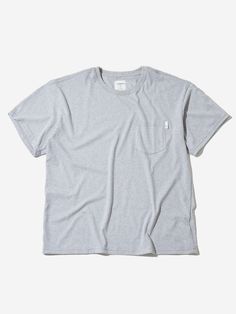 Elevate your basics with this classic grey short sleeve crewneck t-shirt, featuring a single breast pocket. 220 GSM 100% Cotton Long Sleeve Crewneck Basic Everyday T-shirt With Pockets, Solid Color Short Sleeve T-shirt With Pockets, Basic Short Sleeve T-shirt With Pockets, Classic Gray Short Sleeve T-shirt, Classic Cotton T-shirt With Pockets, Relaxed Fit T-shirt With Left Chest Pocket, Casual Relaxed Fit T-shirt With Left Chest Pocket, Basic Relaxed Fit T-shirt With Pockets, Casual T-shirt With Side Pockets For Everyday