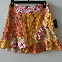 Nwt Forever 21 Floral Skirt. Size Medium But Would Say It Fits Like A Small Will Accept Bundles And Reasonable Offers Short Floral Print Skirt For Spring, Spring Bohemian Stretch Mini Skirt, Bohemian Short Mini Skirt For Spring, Bohemian Stretch Mini Skirt For Summer, Bohemian Mini Skort For Day Out, Bohemian Skort For Summer Day Out, Bohemian Skort For Summer, Summer Floral Print Flared Skort, Spring Beach Flared Skort