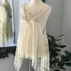 V Neck / Spaghetti Straps Condition New No Visible Flaws Sorry No Trades 300+ Available Listings, Bundle And Save :) Please Ask All Questions Prior To Purchasing, Thank You! Find Style, Asymmetrical Hem Top, Asymmetrical Tops, Urban Outfitters Tops, Asymmetric Hem, Urban Outfitters, Spaghetti Strap, Tunic Tops, Spaghetti