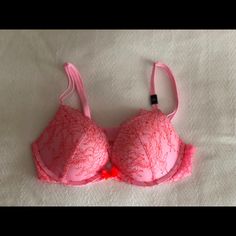 Brand New Victoria’s Secret Sexy Push Up Bra Sz 32b Pink Lined Body Bra For Night Out, Pink Lined Bra For Night Out, Low-cut Pink Bra With Lined Body, Pink Low-cut Lined Bra, Low-cut Lined Pink Bra, Victoria's Secret Padded Push-up Bra, Victoria's Secret Push-up Bra With Padded Cups, Victoria's Secret Push-up Bra With Lined Body, Victoria's Secret Padded Party Bra