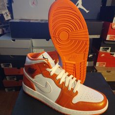 New In Box Deadstock 100% Authentic Guaranteed Jordan 1 Mid Metallic Orange Sz 10.5/11.5 Available. Free Shipping!!! Leather Jordan Shoes With Branded Heel And White Sole, White Leather Jordan Shoes With Branded Heel Counter, Nike Jordan White Leather Shoes, Nike Shoes New, Metallic Orange, Authentic Jordans, Jordan 1 Mid, Orange White, Mens Shoes Sneakers