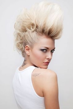 Mohawk Women, Fresh Hair, Funky Hairstyles, Work Hairstyles