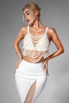 Elegant White Club Top, Elegant White Tops For Club, Club Top With Fringe, Glamorous Party Top With Fringe, Chic Fringe Crop Top, Elegant White Party Crop Top, Elegant White Crop Top For Party, Chic Fringe Tops For Party, Glamorous Beaded Fringe Top For Party