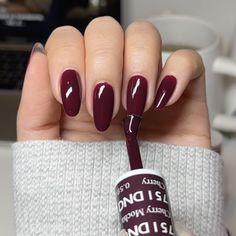 Dc Fall Nail Colors, Mocha Cherry Dnd, Dnd Fall Red Colors, Dnd Gel Polish Colors On Nails, Dnd Mocha Cherry, Fall Nails Cherry Mocha, Fall Chrome Pedicure, Dnd Cherry Mocha Chrome, Dnd 751 Cherry Mocha Nails