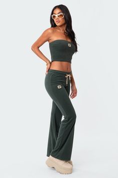 Terry Low-Rise Pants Fitted Cotton Athleisure Sets, Fitted Cotton Sweatpants For Yoga, Stretch Long Pants Sets With Elastic Waistband, Stretch Sets With Elastic Waistband And Long Pants, Casual Sets With Elastic Waistband, Casual Fitted Sets With Elastic Waistband, Fitted Cotton Pants For Athleisure, Fitted Cotton Athleisure Pants, Low Rise Sweatpants