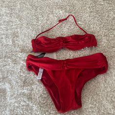 Nwt La Perla Anna Club Bikini Size 42 Red Two Pieces ( Jersey Lomelina ) Red Fitted Swimwear For Holiday, Fitted Red Swimwear For Holiday, Red Fitted Holiday Swimwear, Red Stretch Underwire Swimwear, Reversible Bikinis, White Swimsuit, Womens Swim