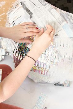 DIY Disco Ball Costume How To Make A Round Ball Costume, Disco Costume Diy, Disco Ball Outfit, Barbie Popstar, Disco Ball Costume, Disco Party Costume, Diy Disco Ball, 18th Party, Inspired Costumes