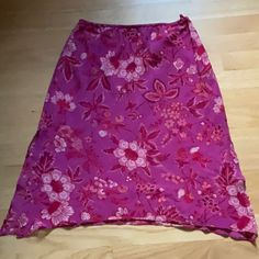 Nwt, Never Worn. Pretty Skirt With A Sheer Patterned Layer Over Underlayer. Slits On Sides At The Legs . Perfect For Work Or Casual Day. More Of An A-Line Fit (Fits At Waist And Flares Out A Bit) But Not A Strong A-Line. I’m 5 Ft 1 And It Hits Below My Knee. Elastic At Waist. Pet And Smoke Free Home. Has Been In Clean Storage. Layered Skirt Pattern, 2000s Stuff, Pleated Skirt Fall, Pretty Skirt, Metallic Pleated Skirt, Satin Mini Skirt, Black Lace Skirt, Eyelet Skirt, Pretty Skirts