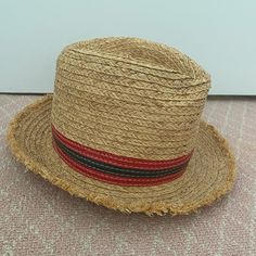 Brand New Casual Red Straw Hat For Beach, Casual Red Straw Hat For The Beach, Red Straw Hat For Summer, Red Straw Hat For Summer Vacation, Red Straw Hat For Spring, Red Straw Hat For Vacation, Casual Red Sun Hat For Beach, Casual Red Short Brim Straw Hat, Casual Red Sun Hat For Vacation