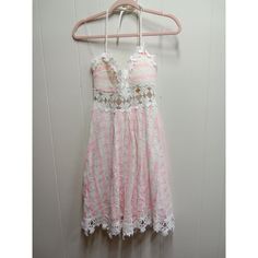 Features: Style: Boho Chic! Flaws: None Please See Photos For Measurements (In Inches). We Are Happy To Answer Your Questions! Size: Small Super Fast Shipping: We Ship Out The Next Business Day! Style Boho, Halter Dress, White Stripe, Boho Chic, Pink White, Pink Ladies, The Next, Prom Dresses, Midi Dress