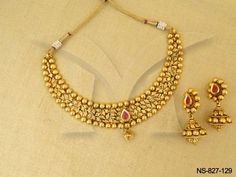 Bridal Dulhan, Maharashtrian Jewellery, Silver Bridal Jewellery, Bridal Diamond Necklace, Delicate Gold Jewelry, Creative Necklace, Antique Necklaces