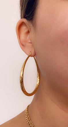 18kt Gold Filled Large Hoop Earrings Hoop Size: 58mm Width: 5mm Clasp: Hinged Product Care: To properly care for your new MaLi Beads please remember to: Apply beauty products such as perfume, hairspray or deodorant before wearing your jewelry as certain chemicals in these products may damage the finish. Always remove your jewelry before swimming, doing household chores or using abrasive cleaners. Gold Hoop Teardrop Earrings, Tarnish Resistant, Everyday Small Hoop Teardrop Earrings, Hoop Earrings Large, Earrings Everyday, Earrings Large, Hammered Gold, Alessandra Ambrosio, Gold Filled Earrings, Vanessa Hudgens